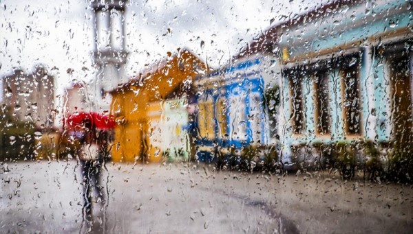 Prefeitura de Curitiba - É sério. Temos chuvisco leve agora, com  possibilidade de chuva, nublado, parcialmente nublado e neblina. Tudo  previsto para o dia de hoje.