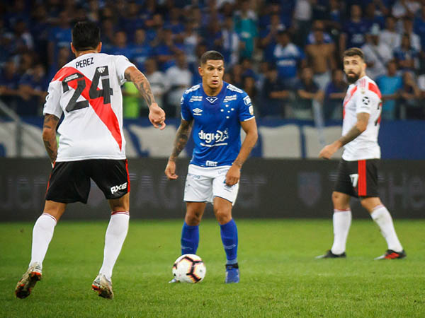 Cruzeiro fica no 0 x 0 com River e decide vaga na Libertadores em