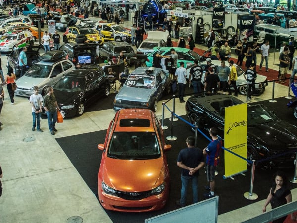 Curitiba Show Car reúne drift com carros de rádio controle, show de  manobras e exposição de clubes