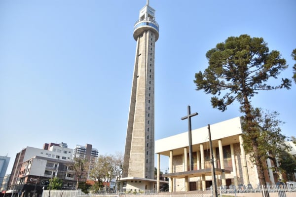 Principal ponto turístico de Francisco Beltrão, torre da Concatedral será  reaberta ao público