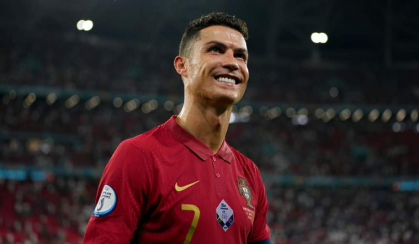 Cristiano Ronaldo encerra história em Copas com 'papelão' e queda de  Portugal nas quartas