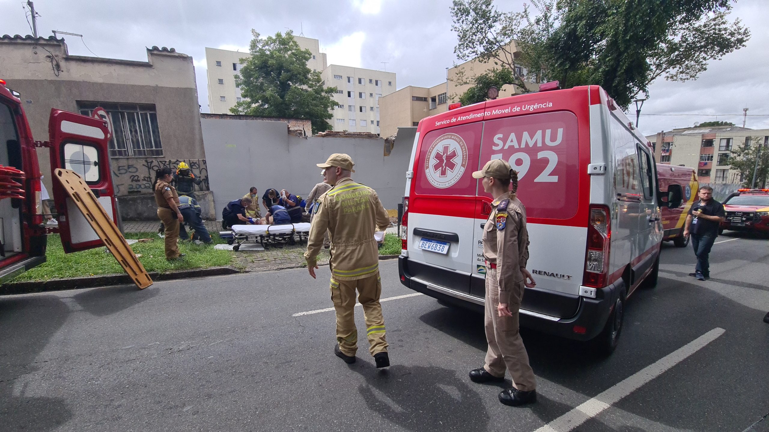 Moradores aprendem como agir em caso de acidente com oleoduto - Prefeitura  de Curitiba