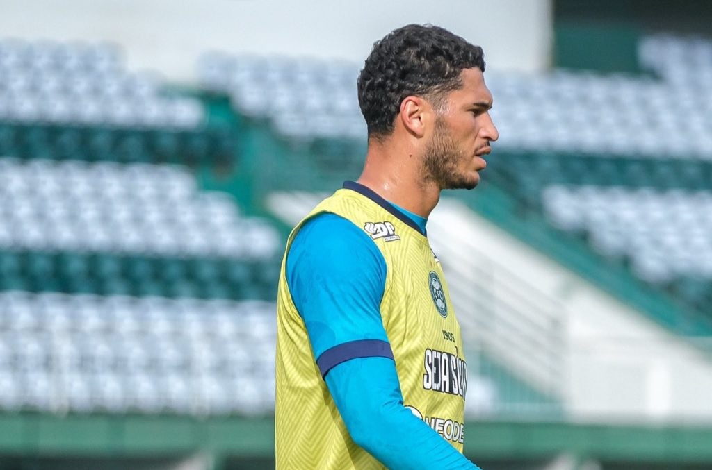 O zagueiro Márcio Silva, do Coritiba
