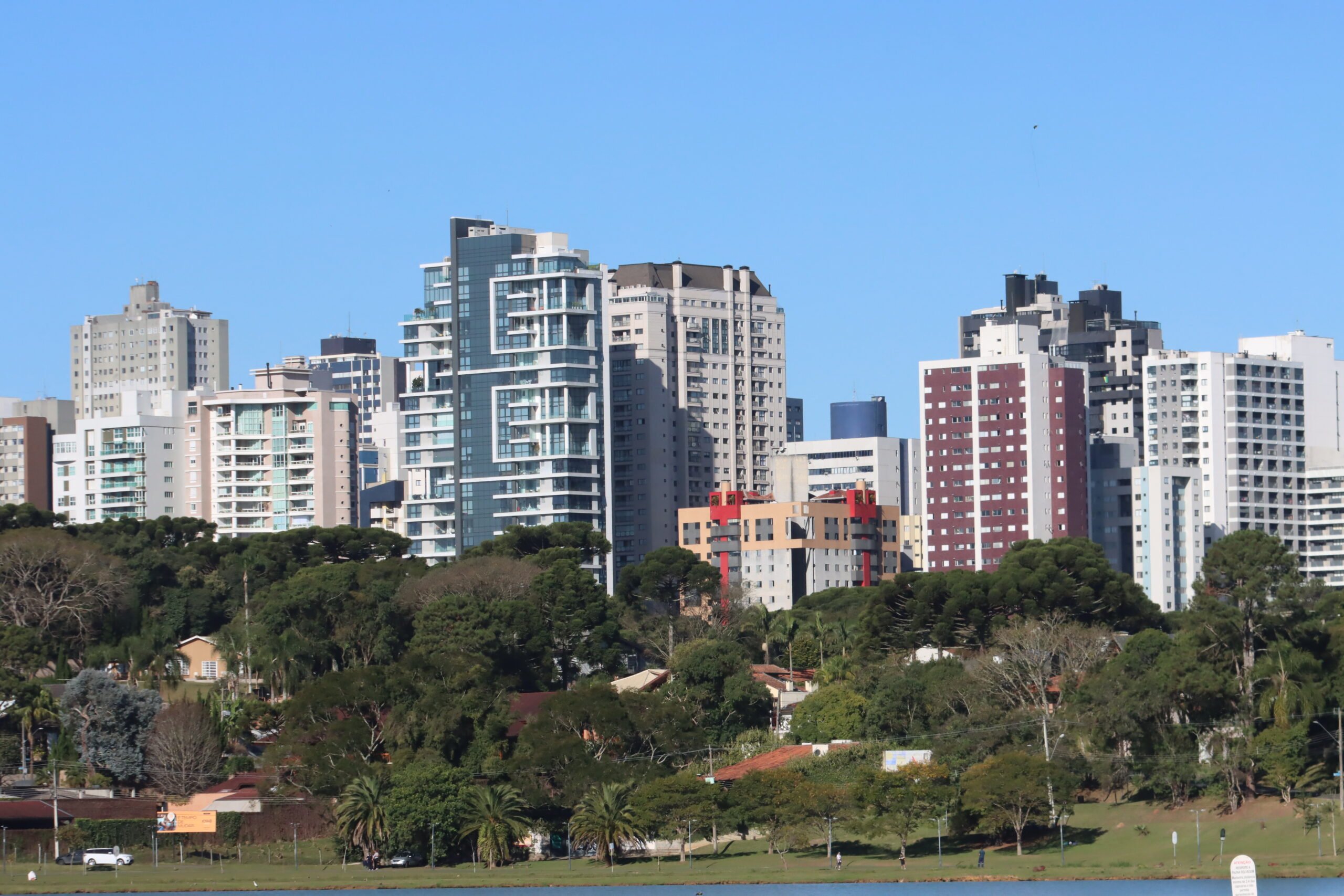 Brasil empobrece em 10 anos e tem mais da metade dos domicílios