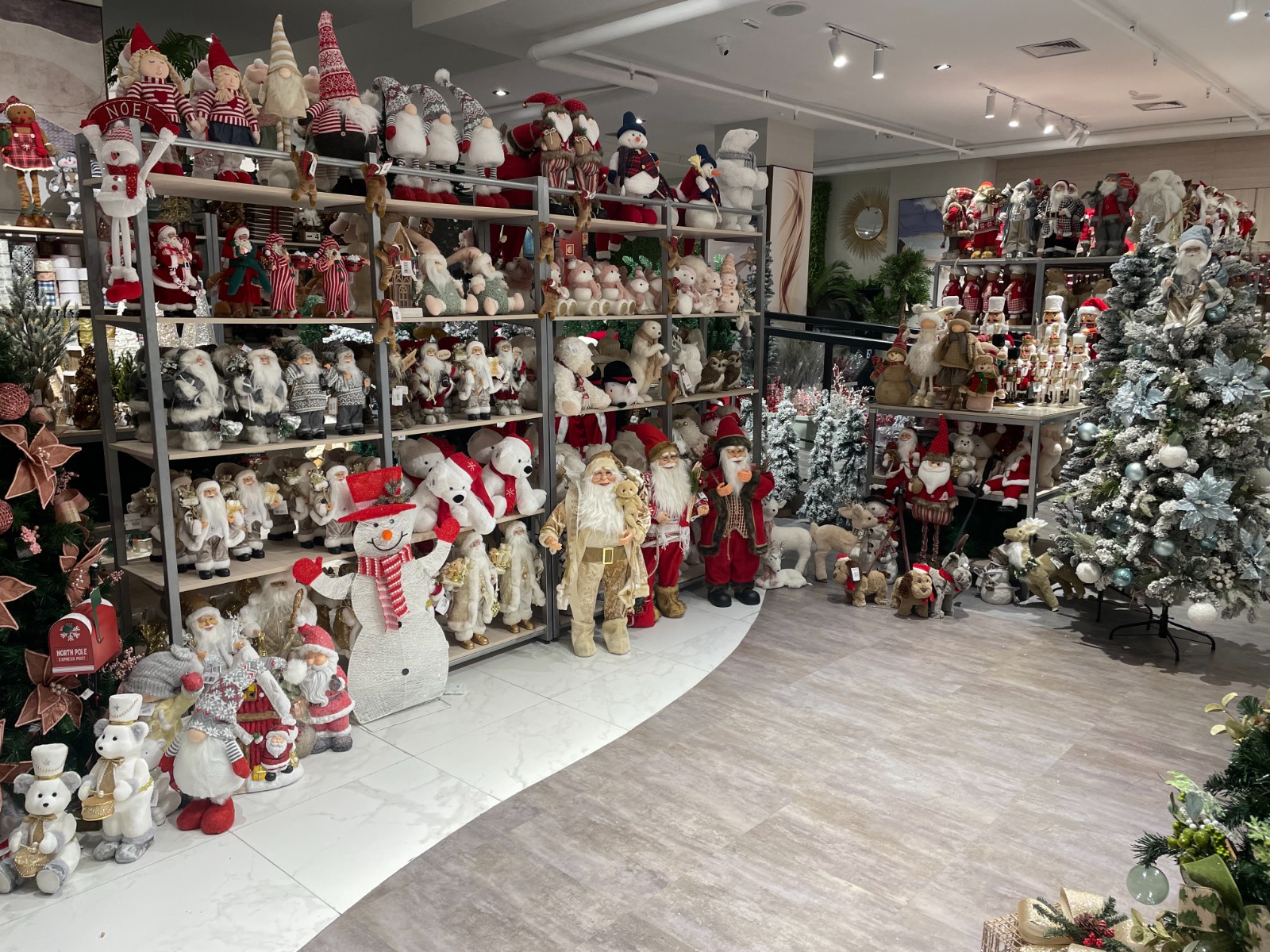 TENDÊNCIAS DE DECORAÇÕES DE NATAL 2023 