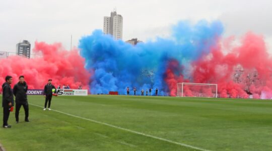 Torcida do Paraná Clube na Vila Capanema