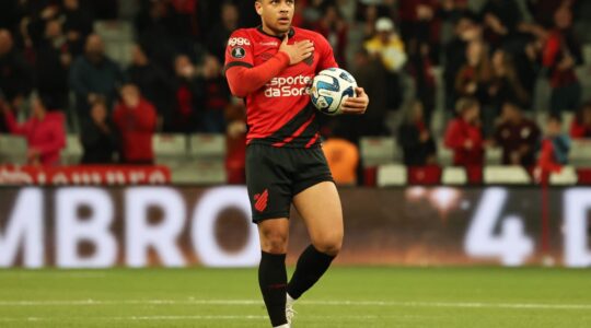 Vitor Roque