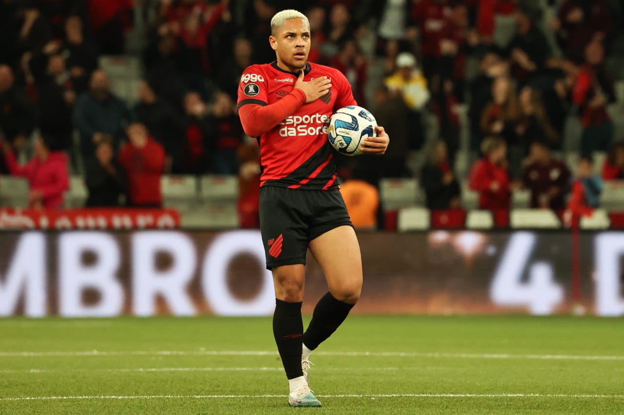 Vitor Roque