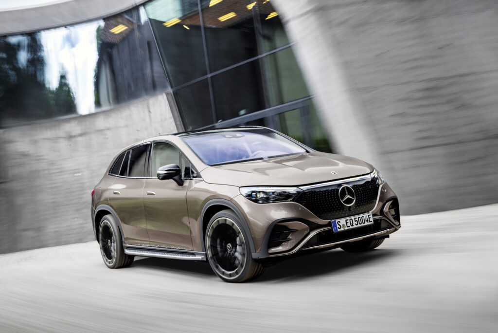 Mercedes-EQ. EQE SUV.
