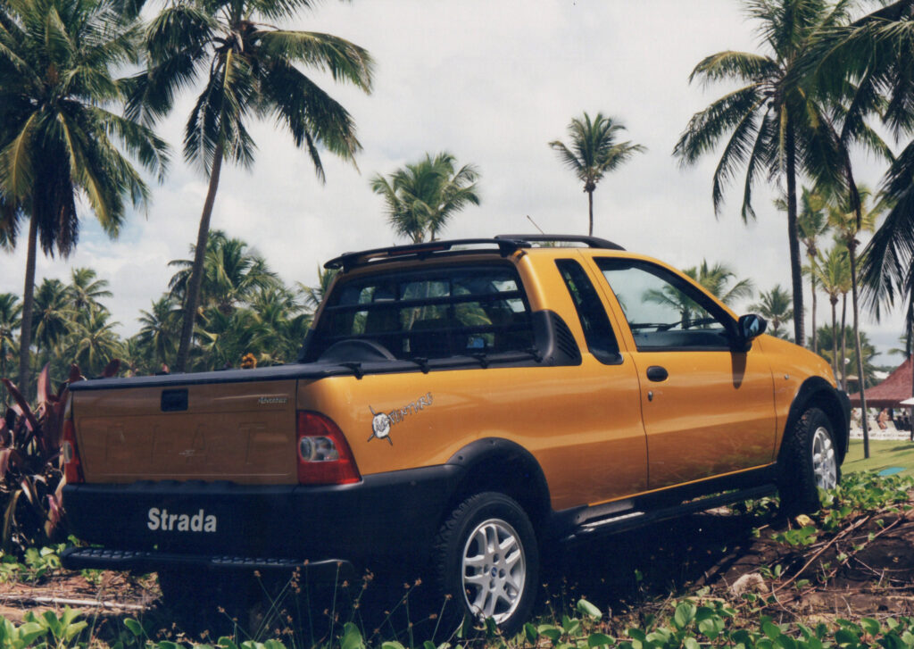 25-anos-da-Fiat-Strada-11