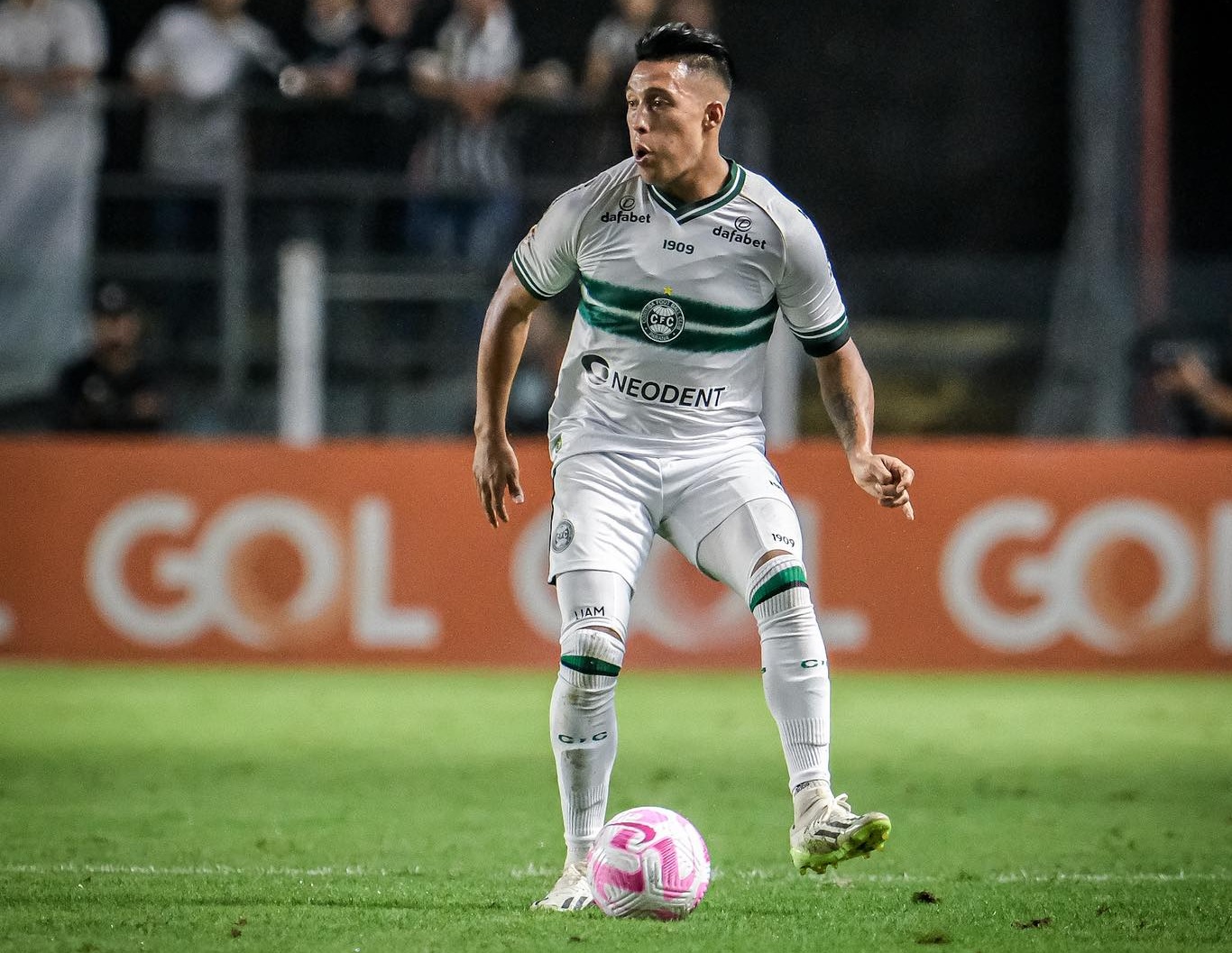 27seba gomez