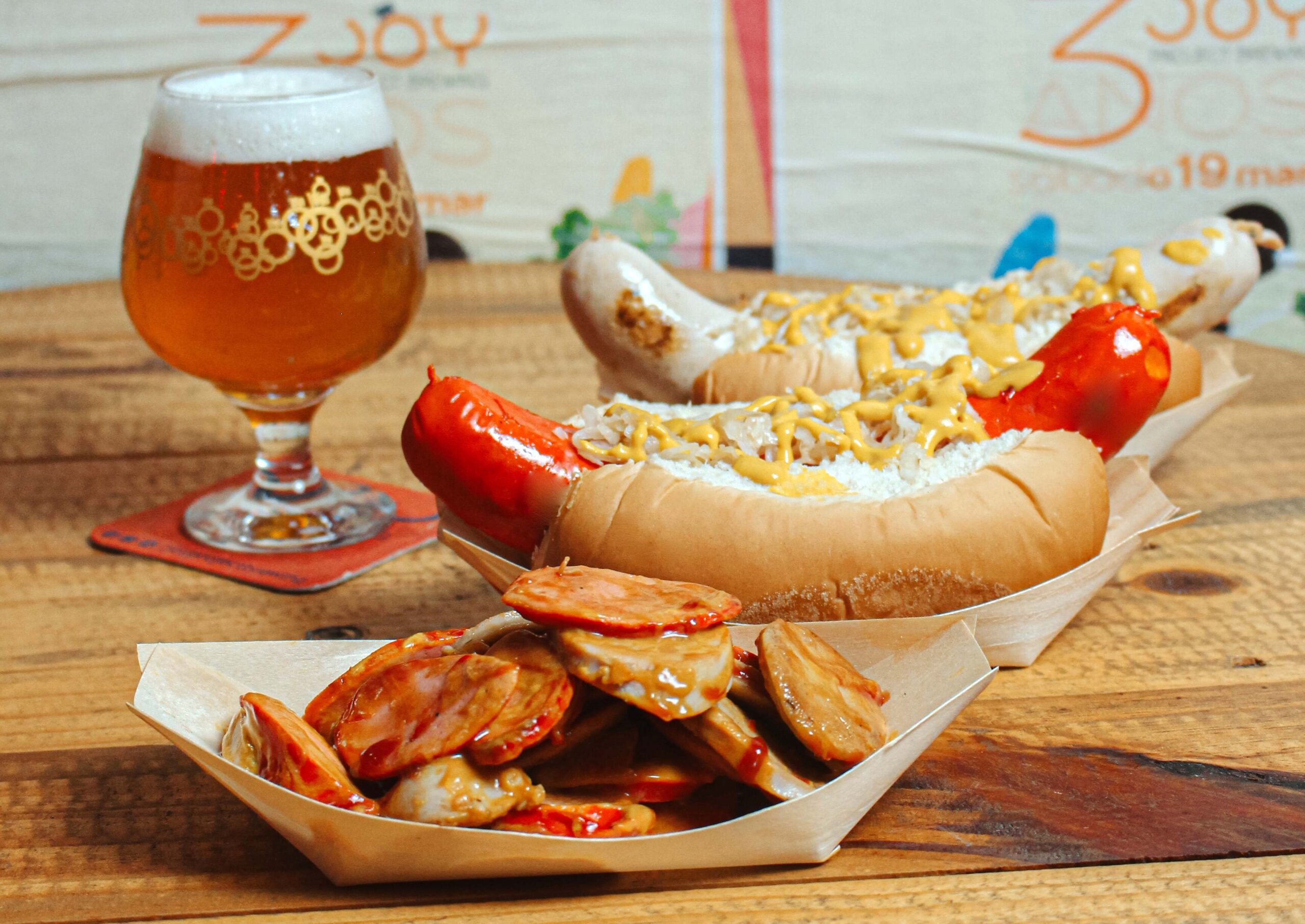 Gastronomia típica marca presença no OktoberJoy – Cred Walline Paper