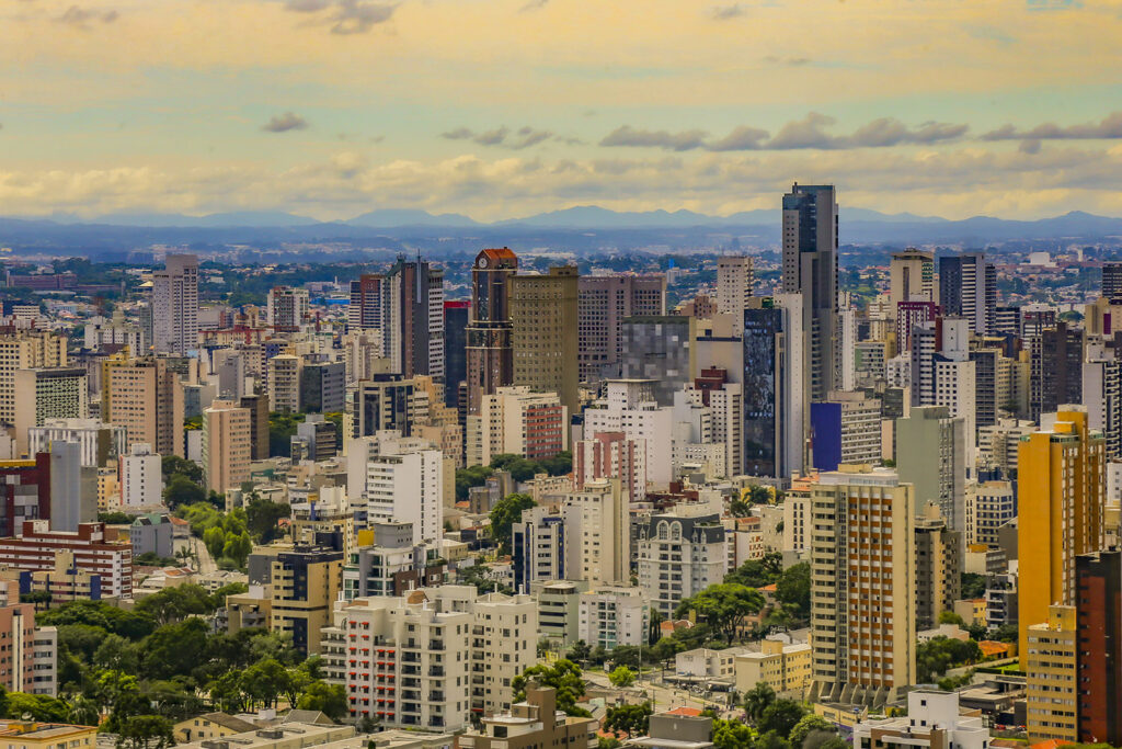 A valorização superou a inflação registrada no período.