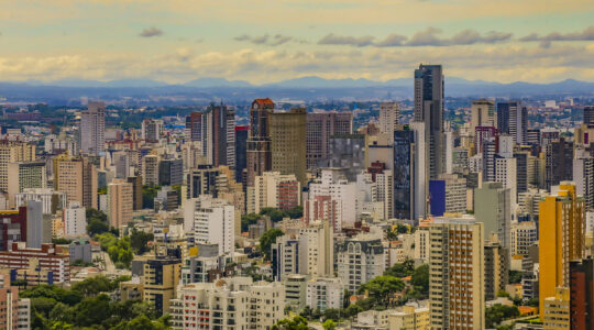 A valorização superou a inflação registrada no período.