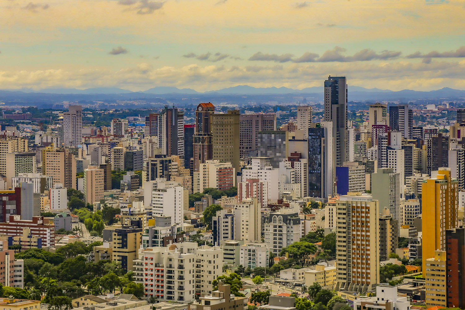 A valorização superou a inflação registrada no período.
