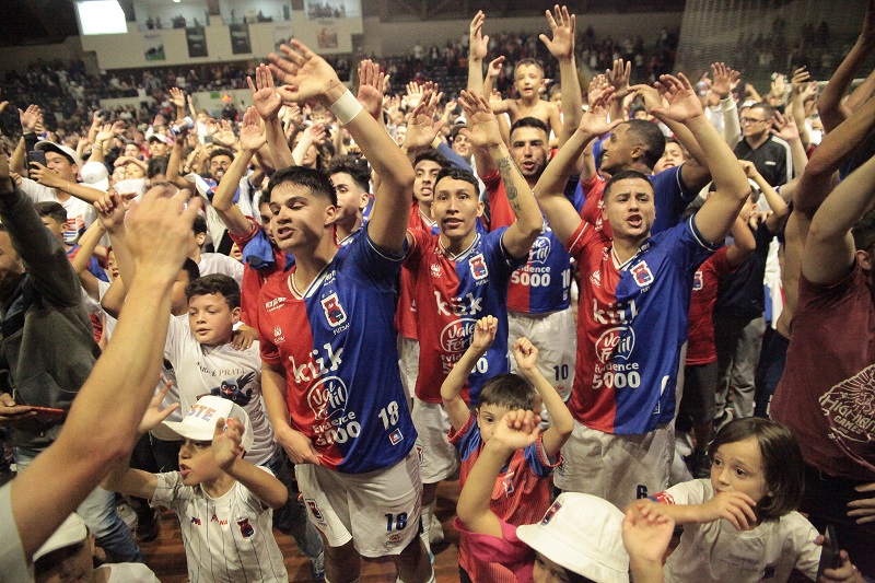 ESP-ParanaClube-futsal1