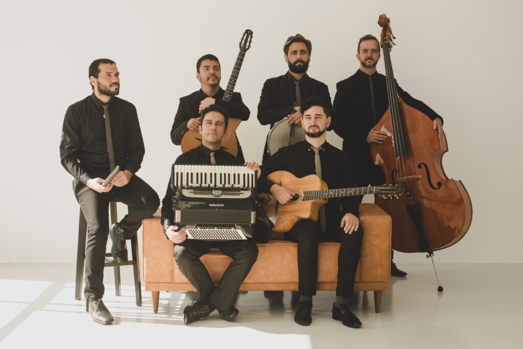 Jazz Cigano e Léo
