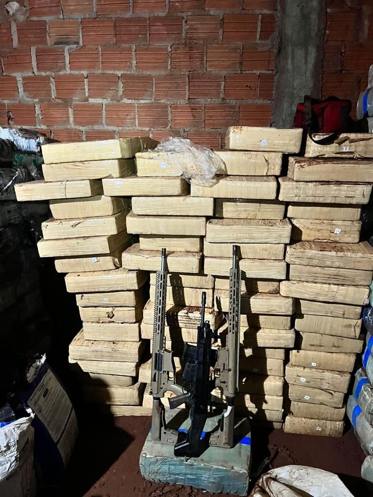 drogas e armas