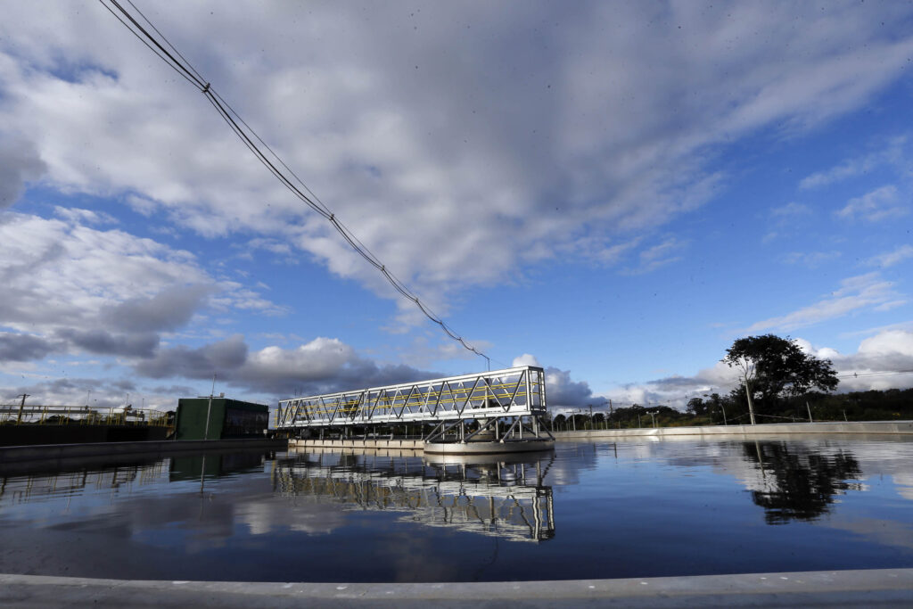 Estação de Tratamento de Esgoto Belém, em Curitiba. ETE é a maior da Sanepar no PR