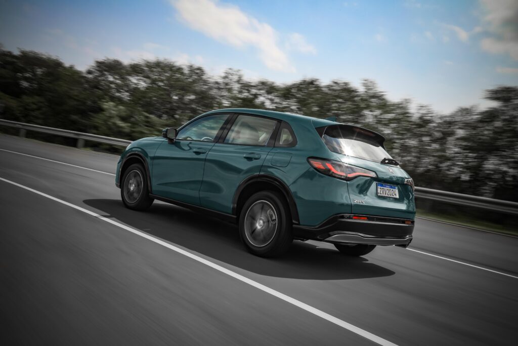 fullsize-ZR-V-2024-Movimento-10