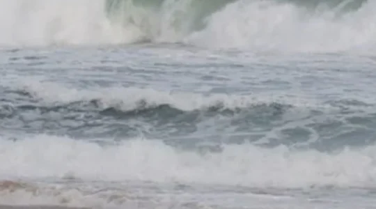 mar agitado marinha alerta