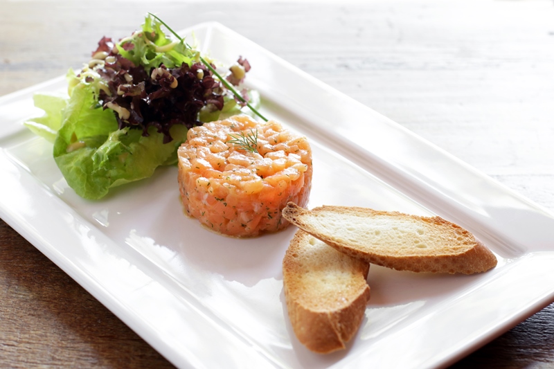 tartare salmao diagonal (1) (1)