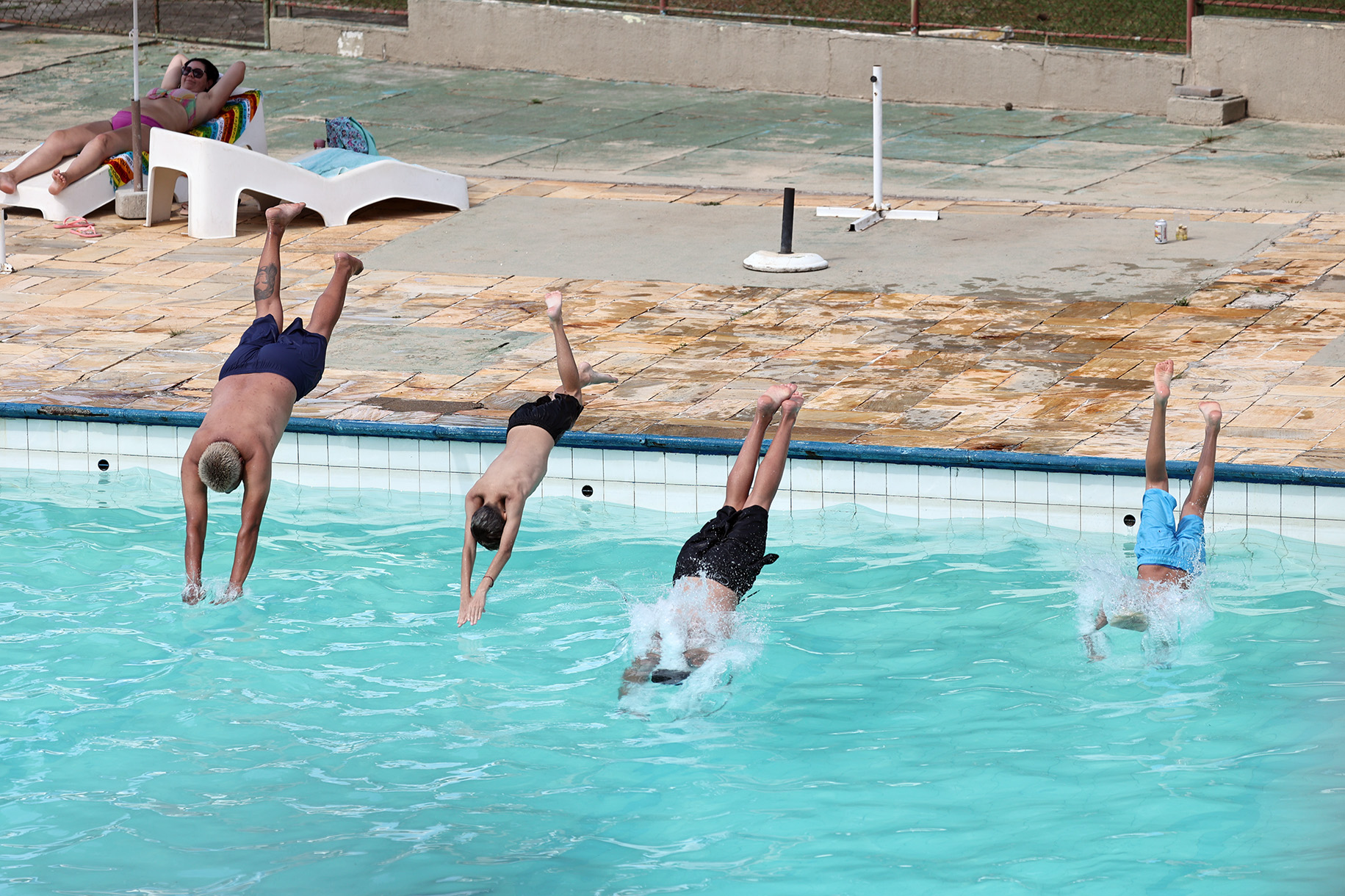 PISCINA
