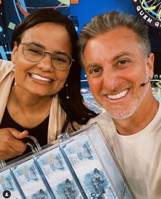 Jullie Dutra e Luciano Huck