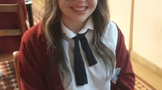 Pietra Silvestri como Fabíula