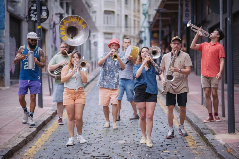 grupo bananeira brass band