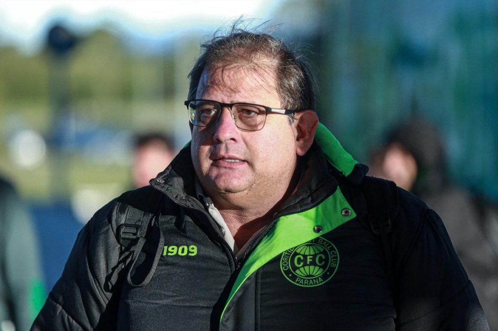 guto ferreira