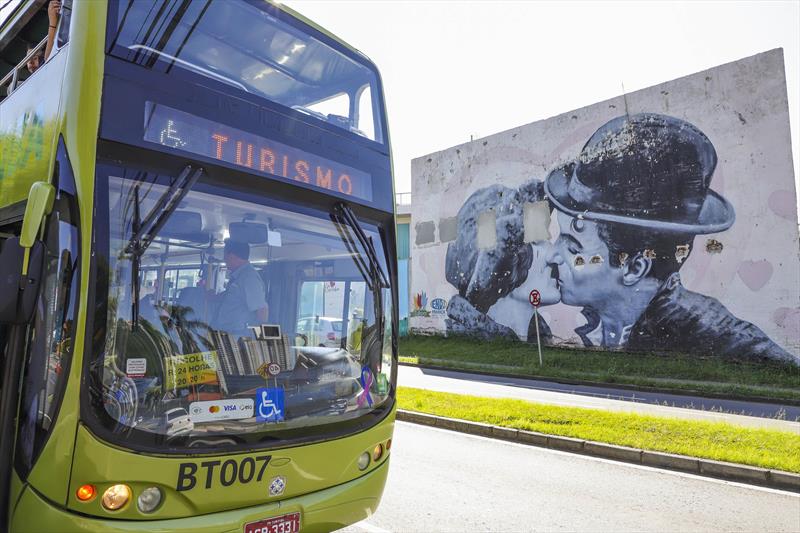 linha turismo duas horas a mais