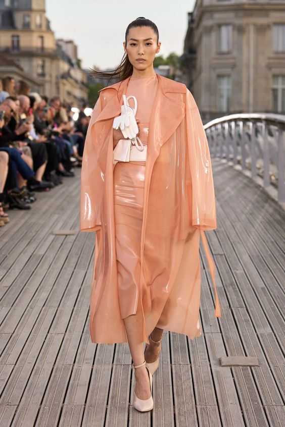 peach1 @maisonalaia