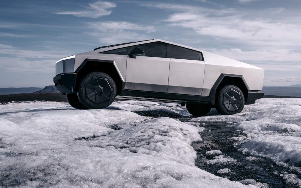 tesla-cybertruck-01.jpg__2560.0x1601.0_q85_subsampling-2