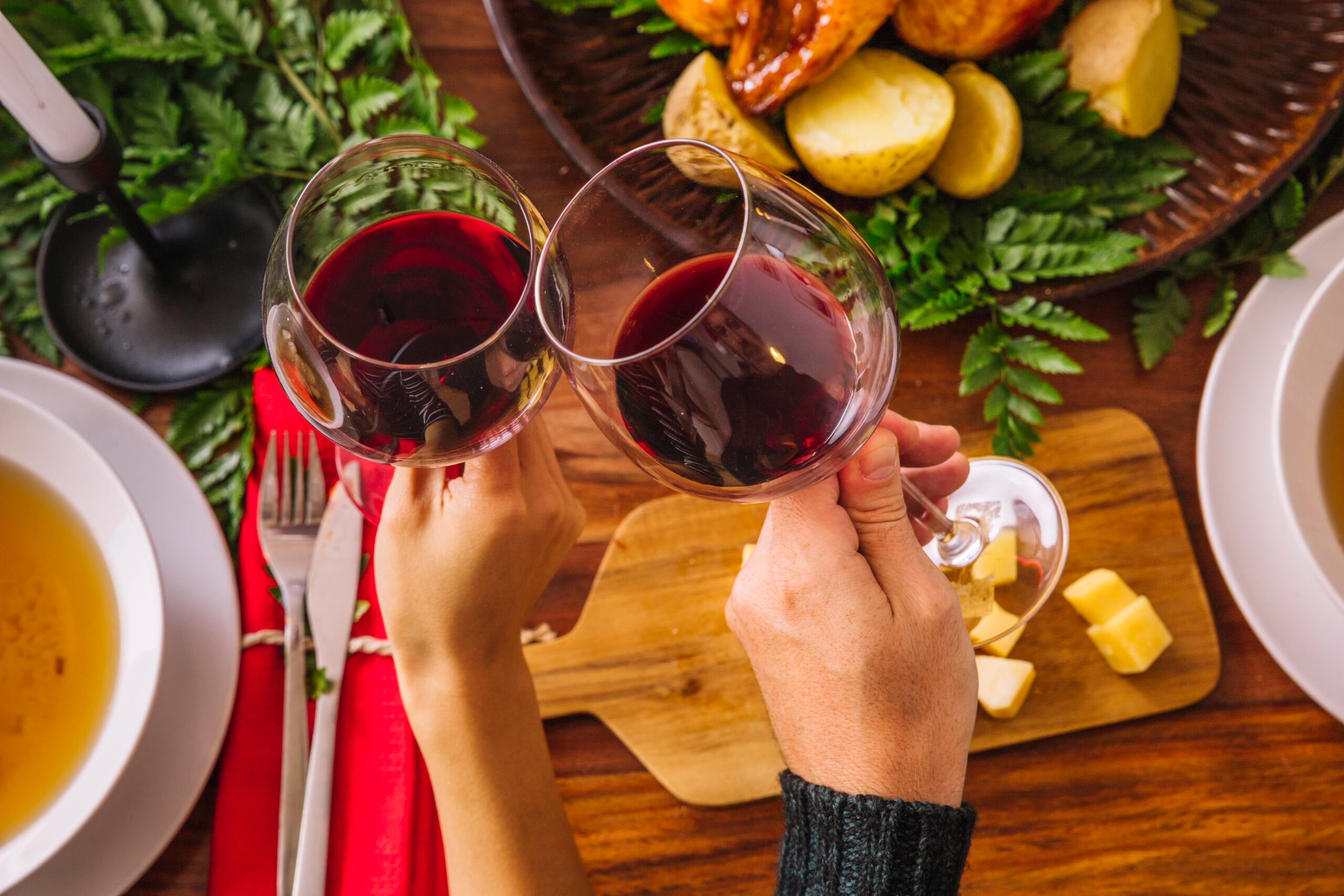 top-view-christmas-dinner