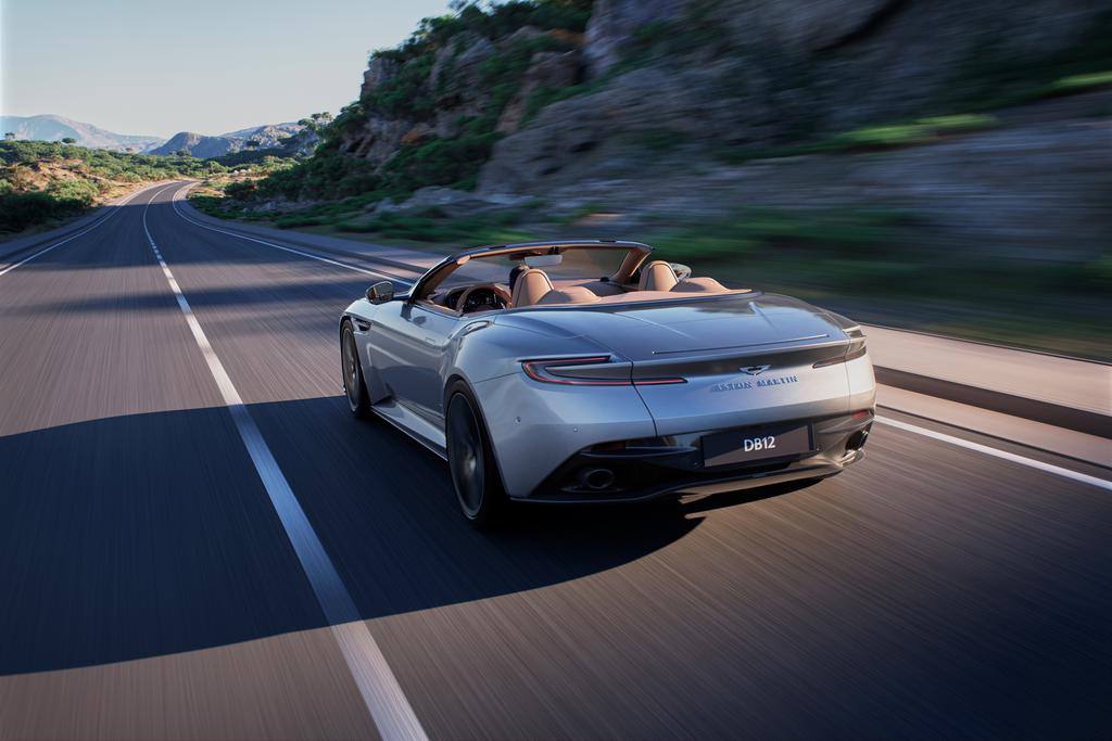 432722_1091753__r_aston_martin_db12_volante_14_web_