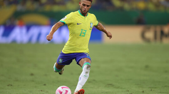 O lateral-direito Yan Couto: seleção brasileira em Curitiba