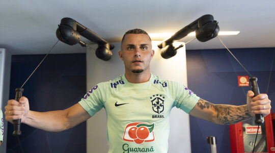 O volante Bruno Gomes com a seleção brasileira