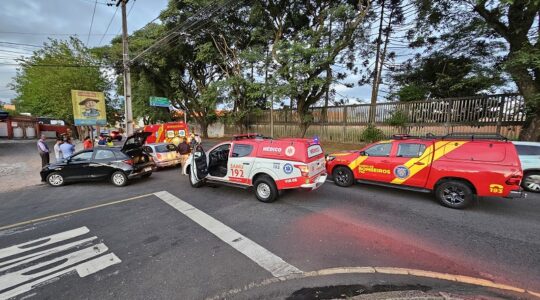 Acidente na rápida sentido Centro, no Pinheirinho