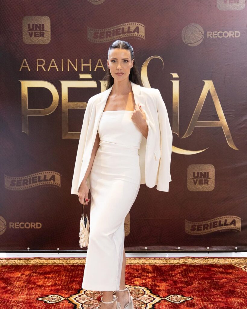 Camila-Rodrigues-2