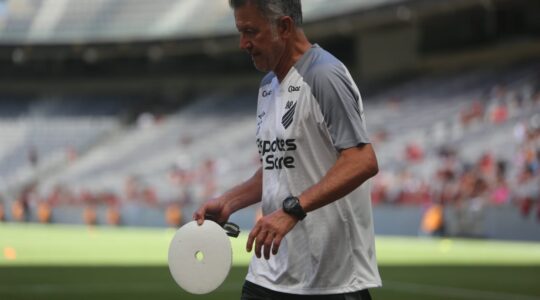 Osorio em treino na Arena