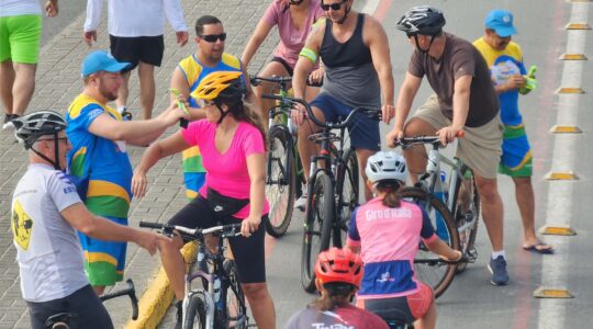 Passeio ciclístico é opção de exercício e lazer em Guaratuba