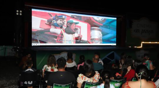 Cinema na Praça em Imbaú