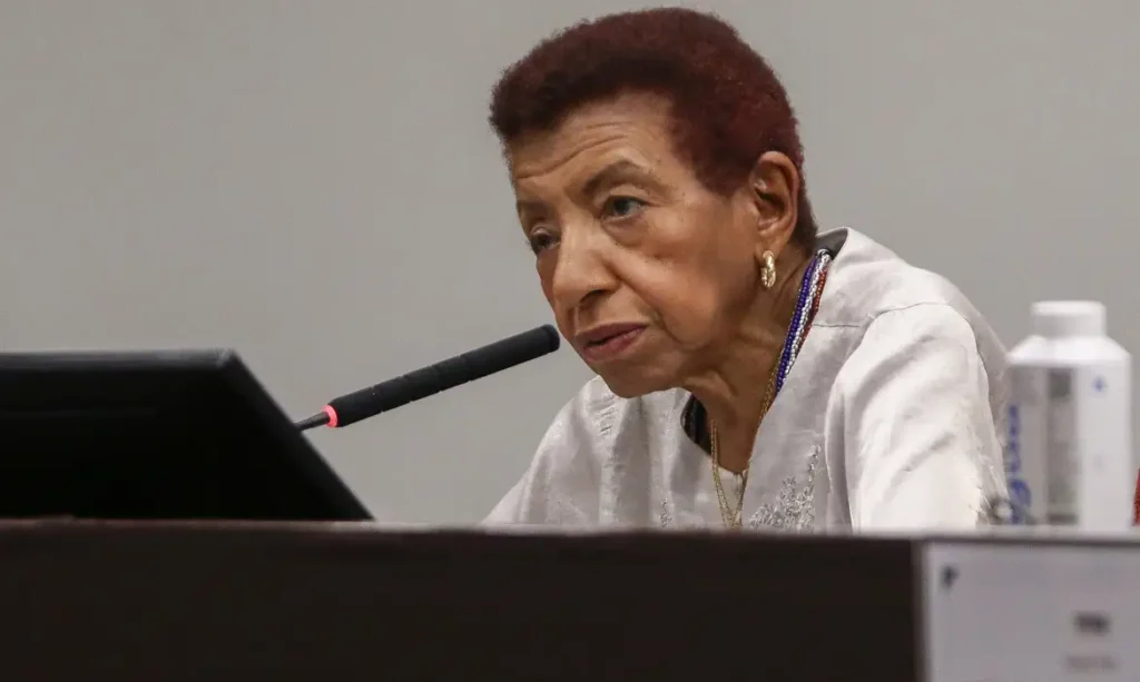 leci brandão