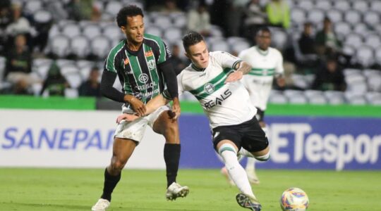 Everton Morelli, do Maringá, enfrenta Geovane Meurer, do Coritiba