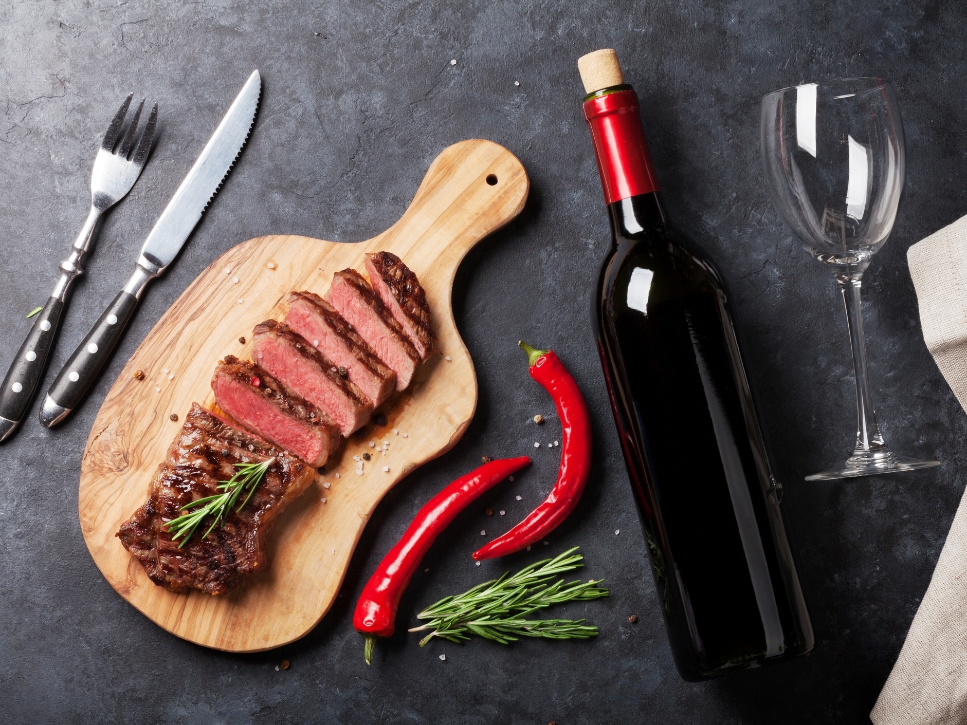 churrasco-e-vinho-e-uma-combinacao-ja-bem-tradicional-entre-os-hermanos-que-tem-tudo-para-pegar-no-brasil-1592853384484_v2_4x3