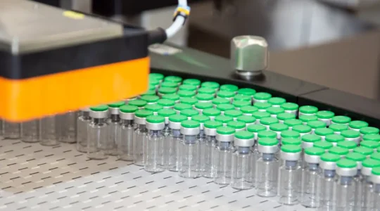 images-aa-vaccine_production-_singen_1_2