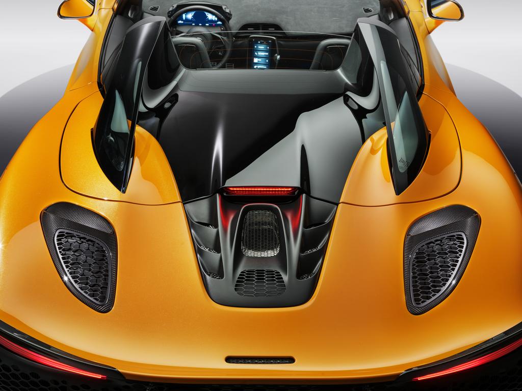 434951_1098053_15901_mclarenarturaspider_web_