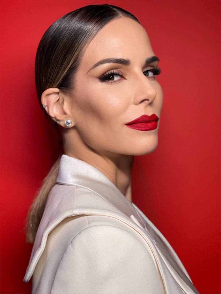 Ana-Furtado-Max-