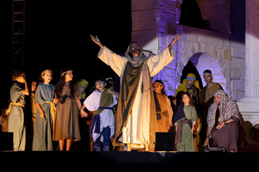 PAIXÃO DE CRISTO 2023 GRUPO LANTERI – Vitor Dias (296)